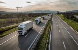 5 korzyści ze stosowania winiet elektronicznych dla ciężarówek