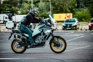 Kurtka Richa – niezawodna ochrona i wygoda dla każdego motocyklisty